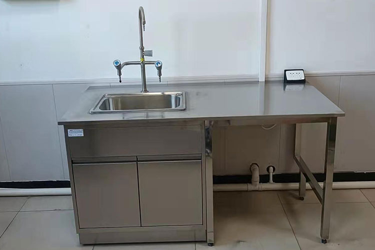 1656489731186874.jpg 不銹鋼實驗臺.jpg