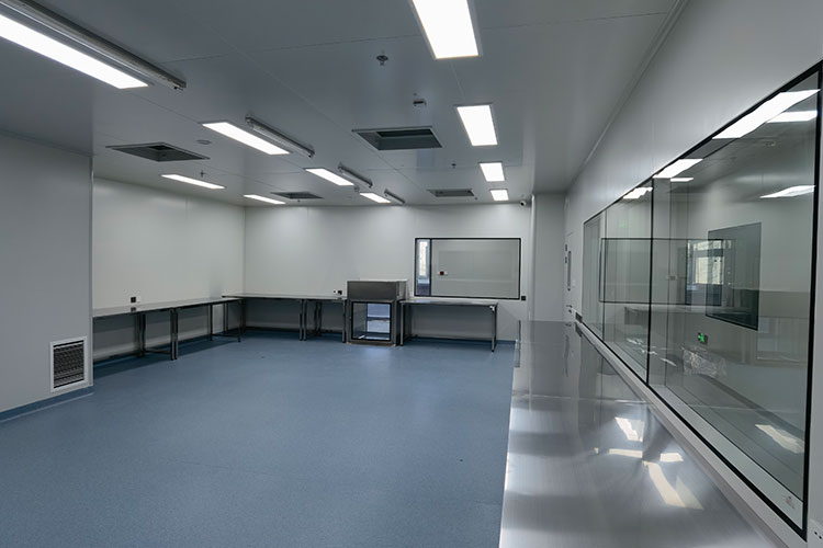 1656489758197168.jpg 不銹鋼實驗臺4.jpg